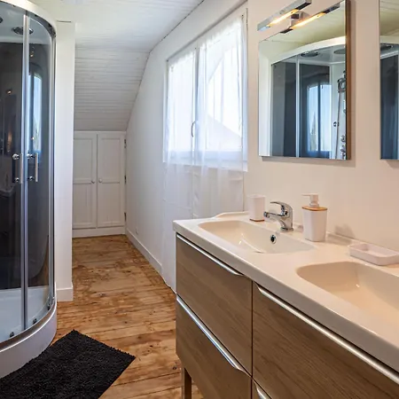 Holiday home La Maison Du Phare By Interhome Ver-sur-Mer