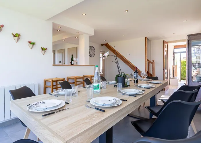 La Maison Du Phare By Interhome