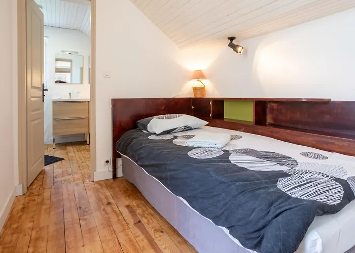 La Maison Du Phare By Interhome Dom wakacyjny Ver-sur-Mer